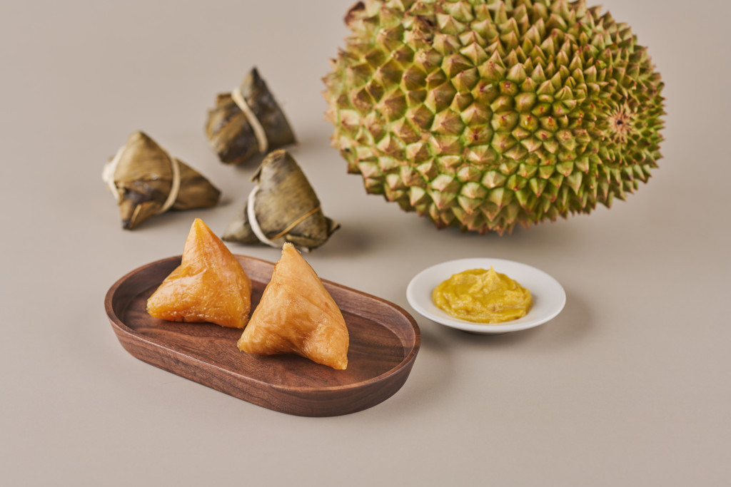 Steamed ‘Kee Zhang’ with D24 Durian Dip - Min Jiang