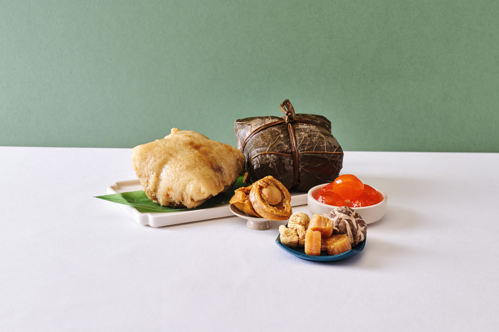 Steamed Abalone Rice Dumpling with Kurobuta - Summer Palace bak chang