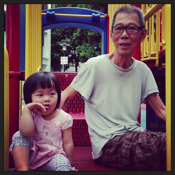 Bernard-Chans-father-Mr-Chan-Yet-Seng-and-granddaughter.jpg