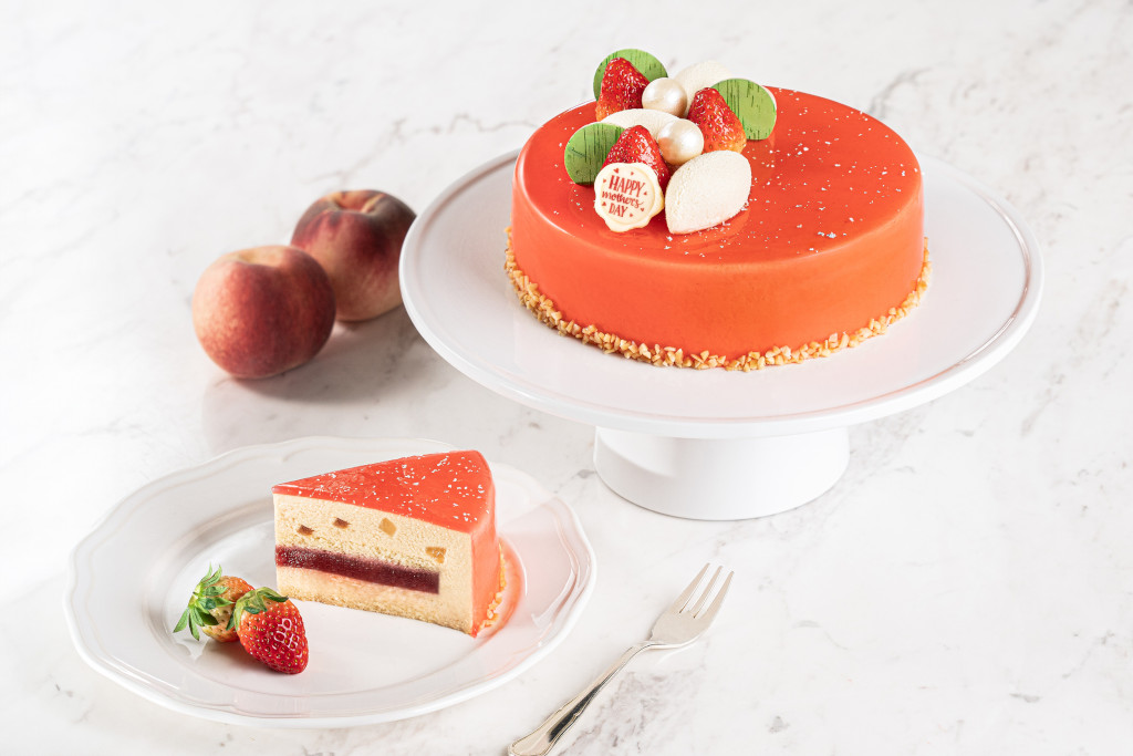 Peach Melba Cake – The Deli at Goodwood Park Hotel